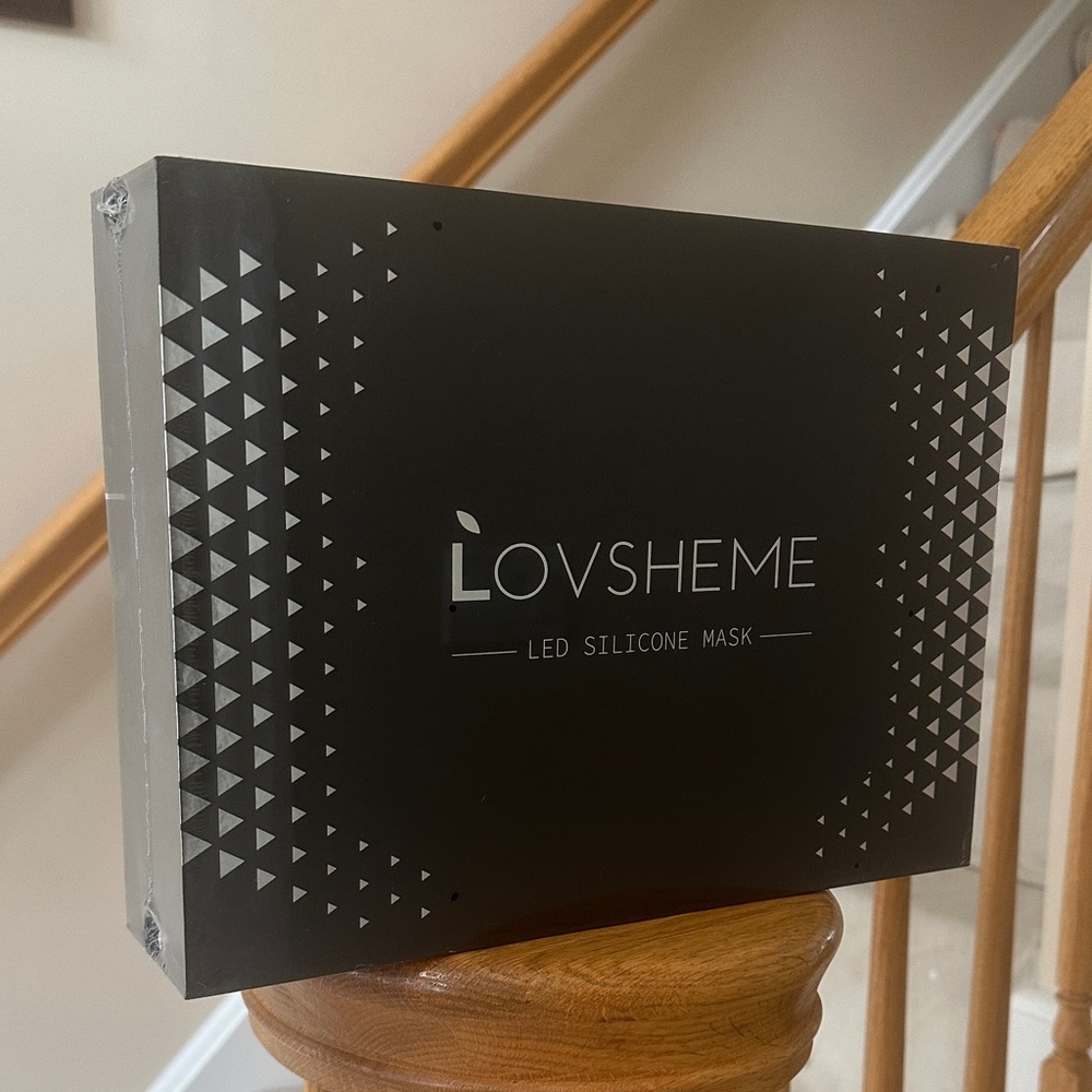 LOVSHEME LED Silicone Mask